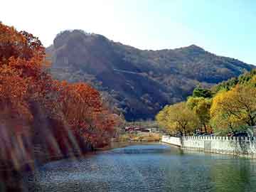 上海娱乐网：Seeking the Charm of the North： Northeast Art in Shanghai